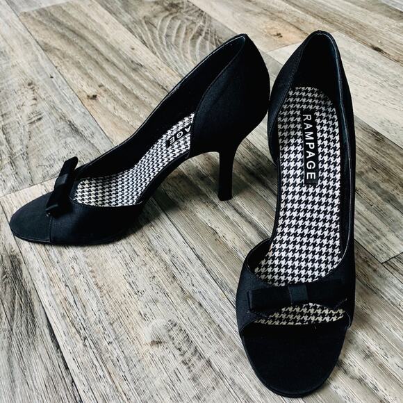 Rampage‎ Jackie O. Black Satin Open Toe Heels - Picture 3 of 8